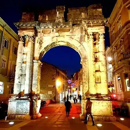 Апартаменты Danka Пула