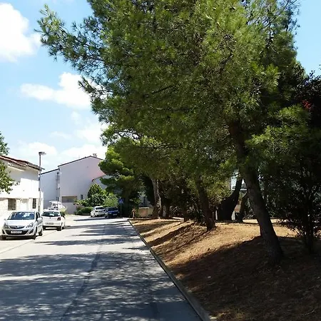 Danka Διαμέρισμα *